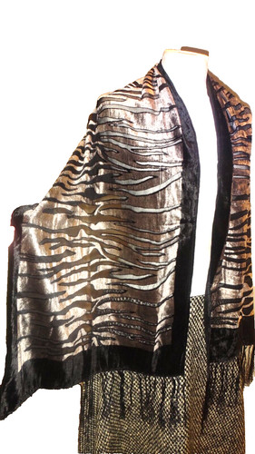 Beautiful black pewter - &,